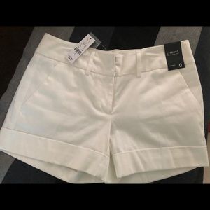 New York and company 4” short